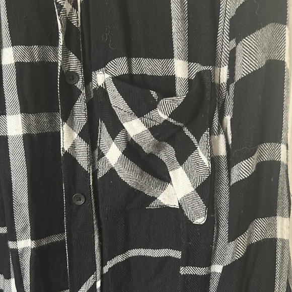 BUNDLE 3/$12 Calvin Klein Jeans Plaid Shirt - Picture 5 of 6